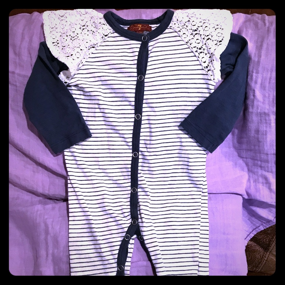 One piece 7 for all mankind outfit